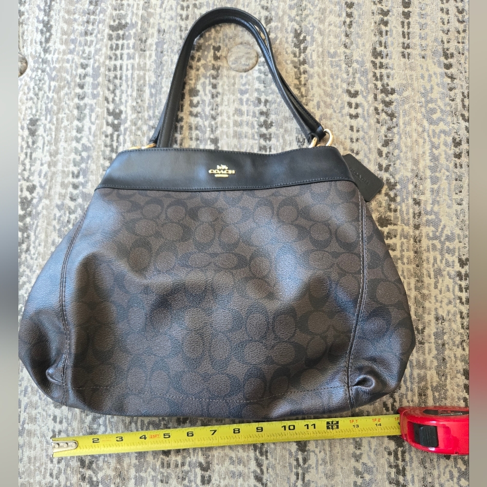 Coach Black and Brown Shoulder Bag